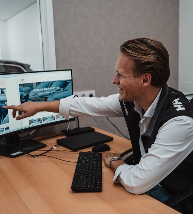Aanbod Details Person Image Aanbod | Vissers Automotive